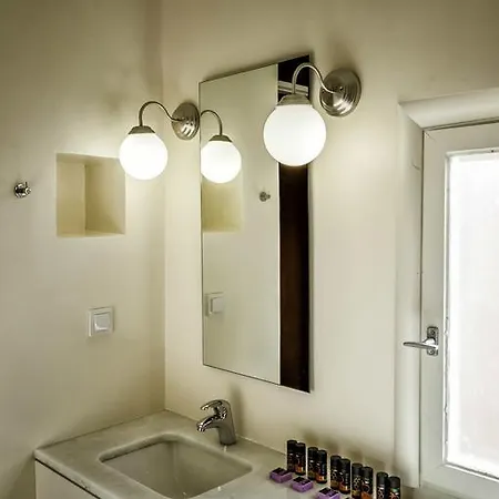 Porto Antico Apartment *